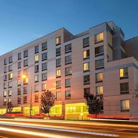 Springhill Suites By Marriott New York Laguardia Airport